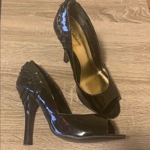 Black stilettos size 6.5